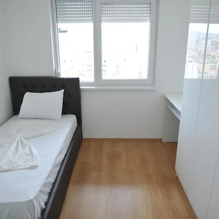 公寓 Cassiopeia 地拉那